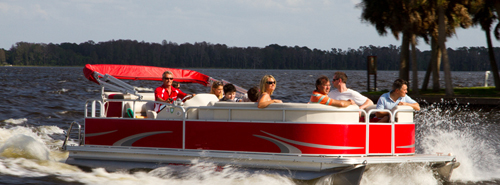 Pontoon vs. Deck Boat